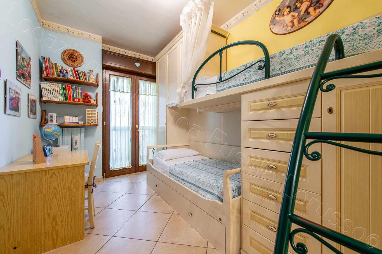Locazione Turistica Fusillo Lorusso Con Parcheggio Privato In Loco Apartment Barletta Exterior foto